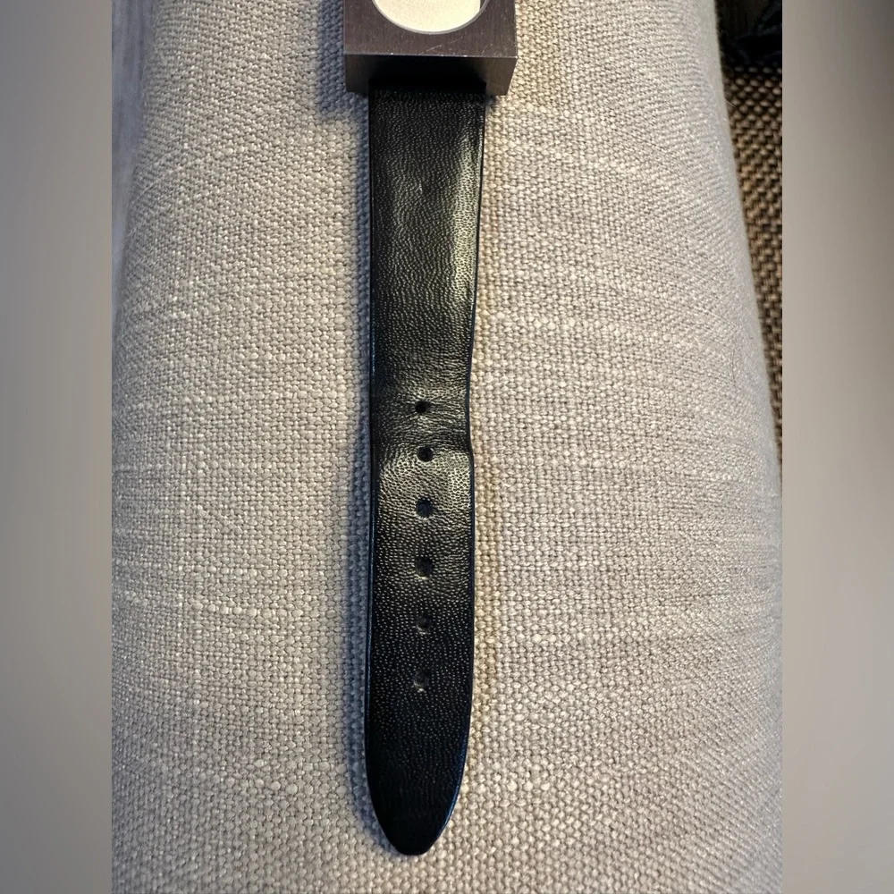 Unique Picasso ladies watch - Picture 4 of 4